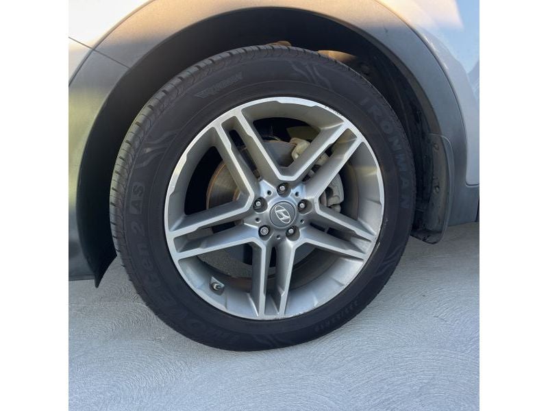 2017 Hyundai Santa Fe XL SE