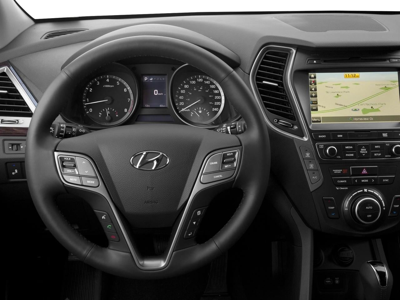 2017 Hyundai Santa Fe XL SE
