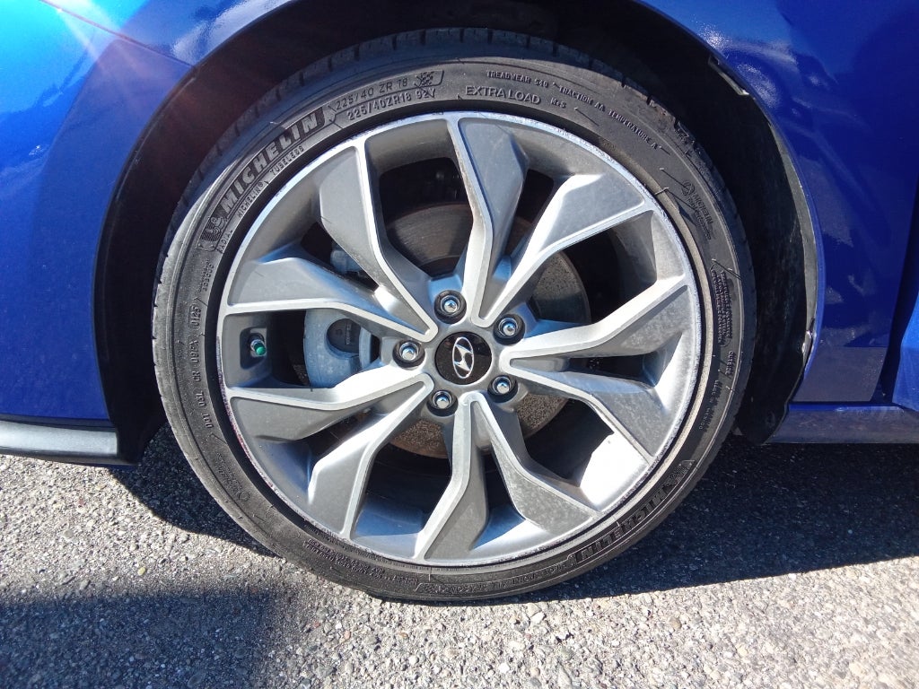 2019 Hyundai Elantra GT Sport