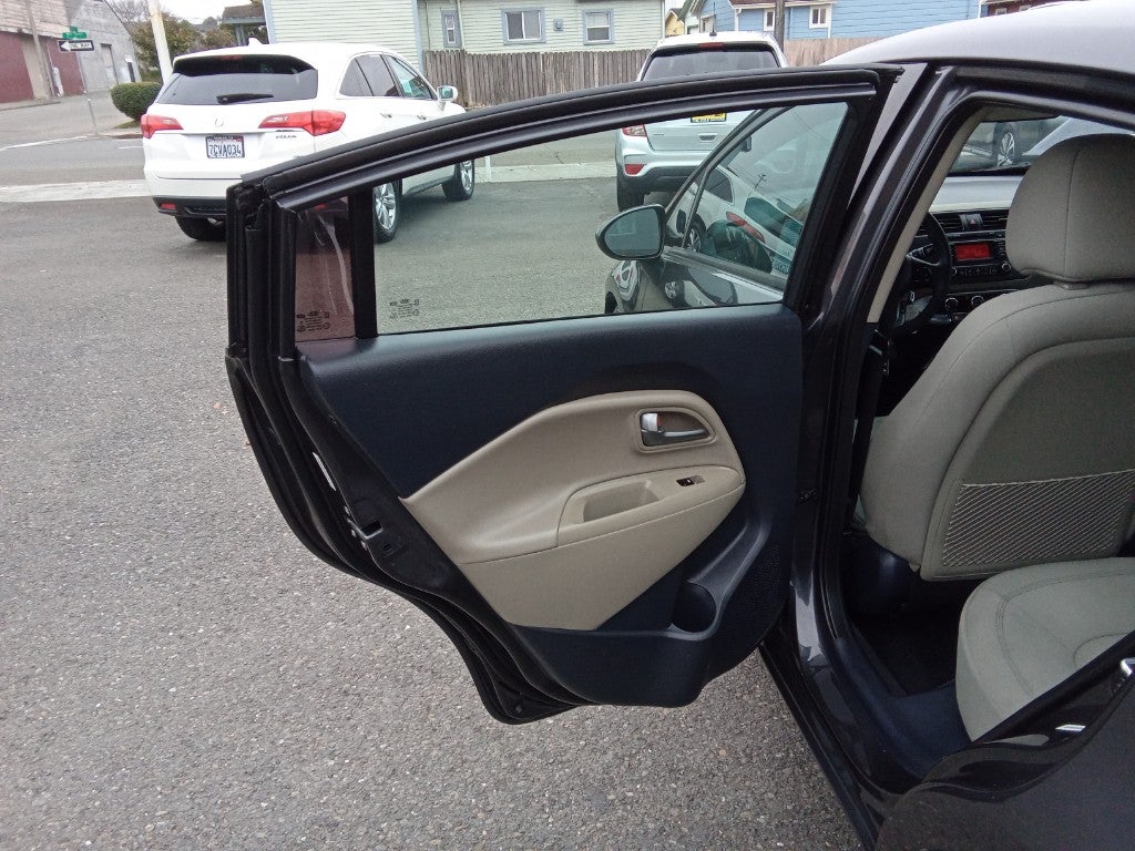 2015 Kia Rio 4dr Sdn Auto EX