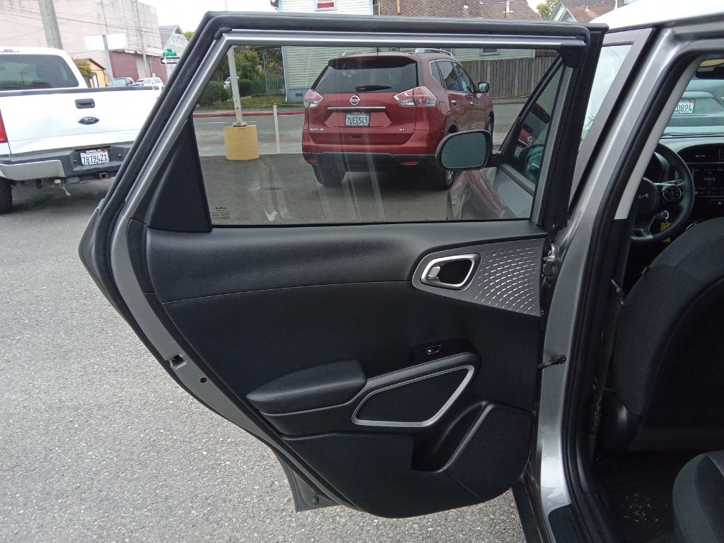 2022 Kia Soul LX IVT