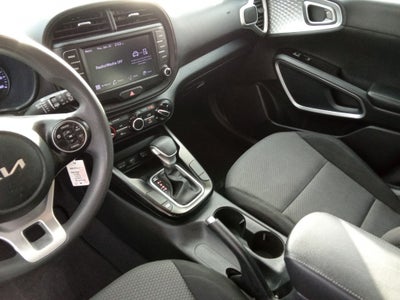 2022 Kia Soul LX IVT