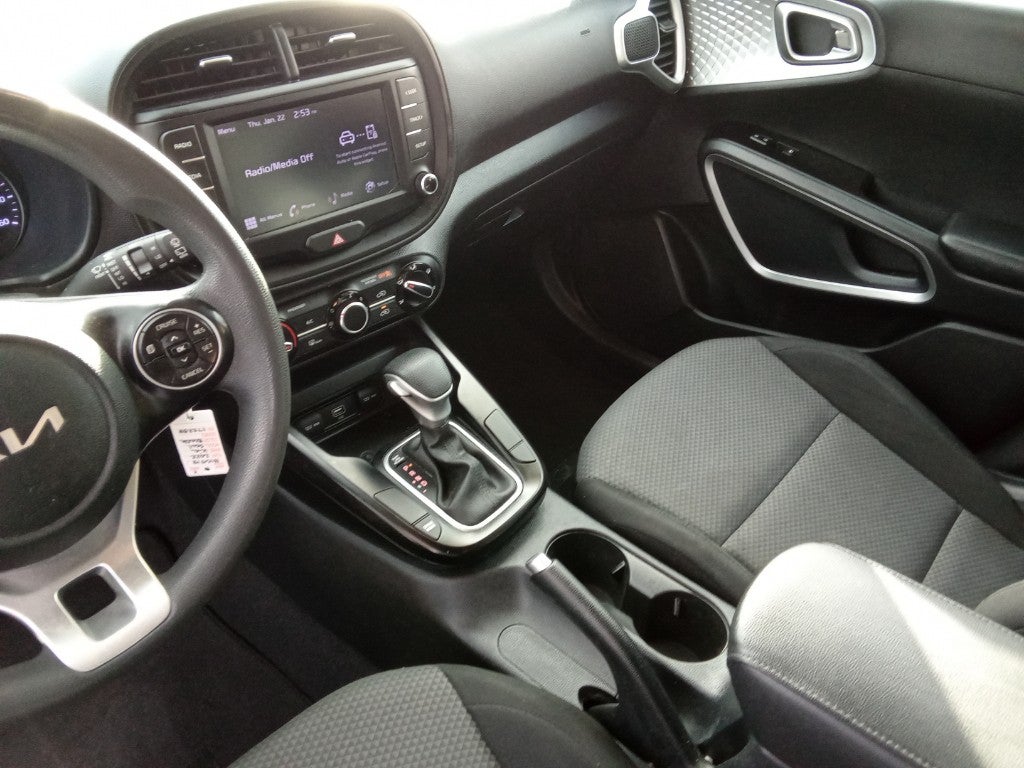2022 Kia Soul LX IVT
