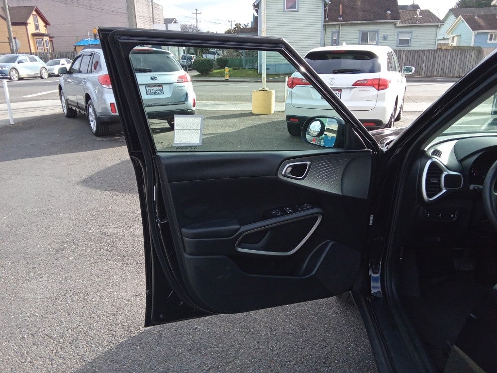 2022 Kia Soul LX IVT