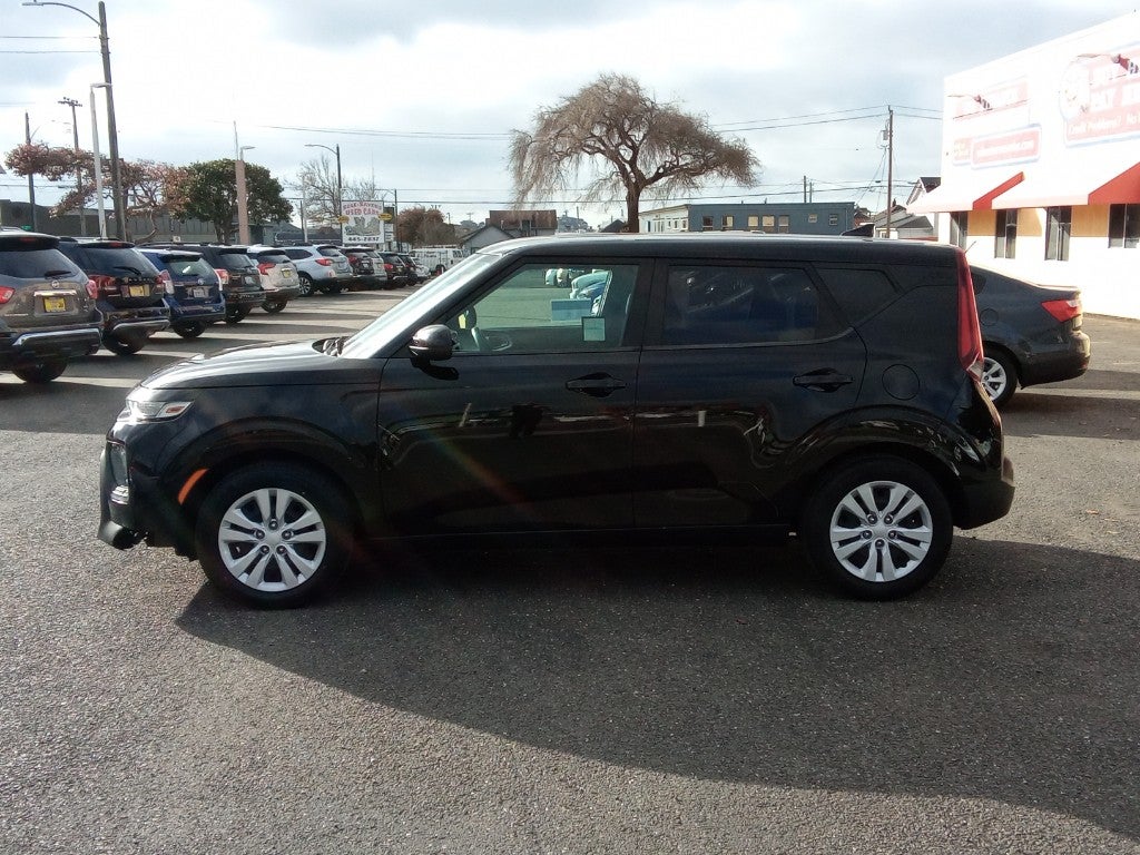 2022 Kia Soul LX IVT