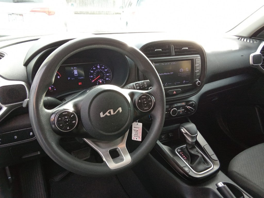 2022 Kia Soul LX IVT