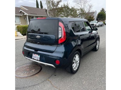 2017 Kia Soul + (Plus)