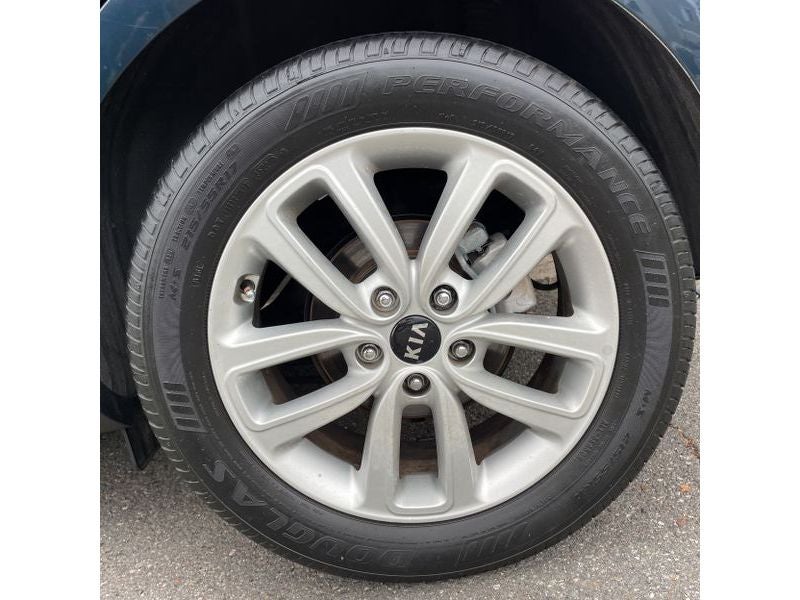 2017 Kia Soul + (Plus)