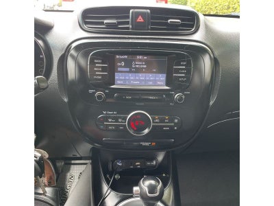 2017 Kia Soul + (Plus)