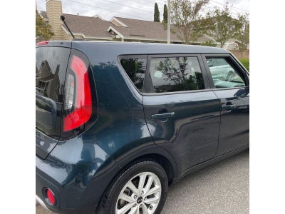 2017 Kia Soul + (Plus)