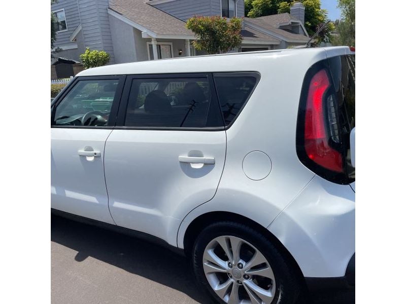 2015 Kia Soul + (Plus)