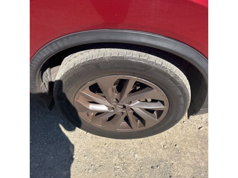 2016 Nissan Rogue FWD 4dr SL