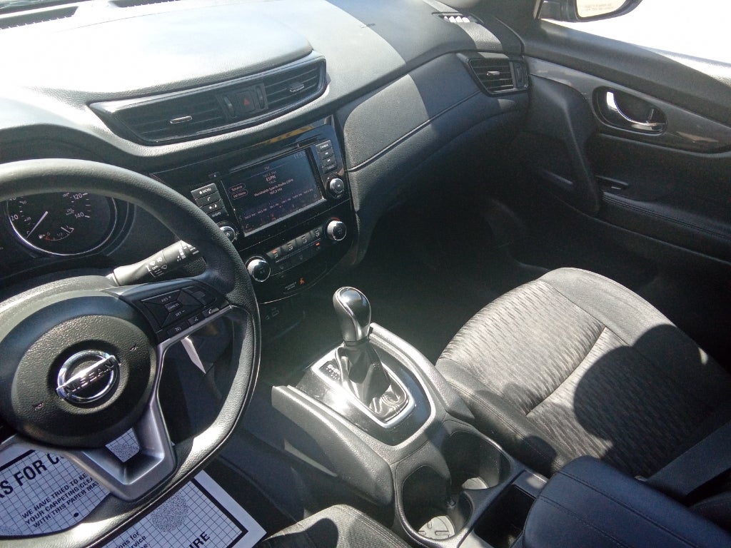 2018 Nissan Rogue FWD S