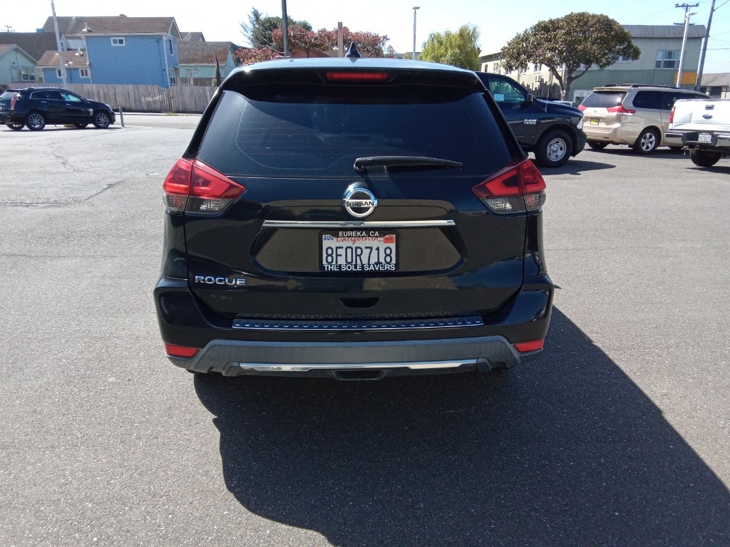 2018 Nissan Rogue FWD S