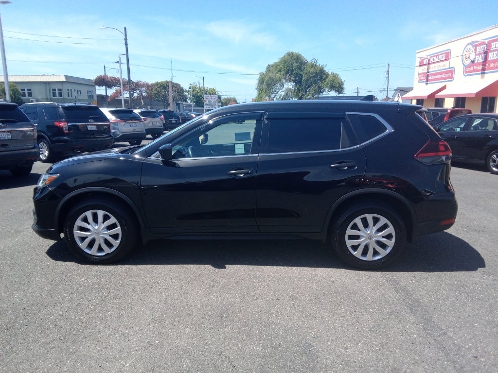 2018 Nissan Rogue FWD S